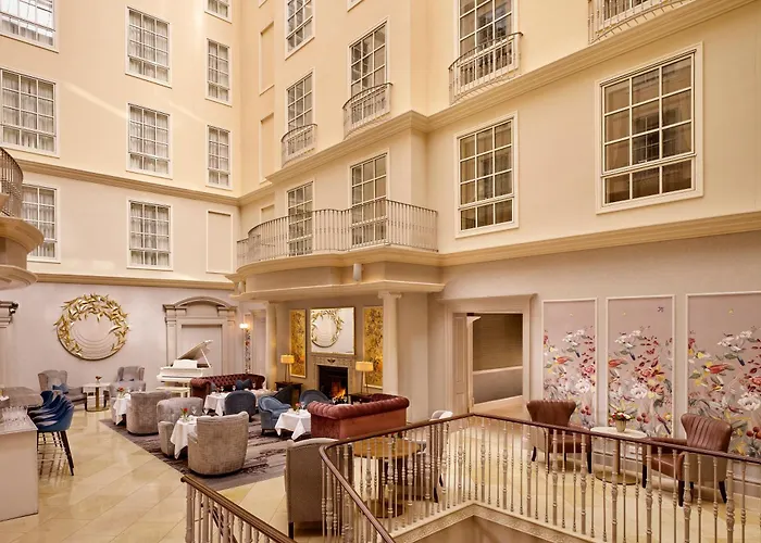 The College Green Dublin Hotel, Autograph Collection